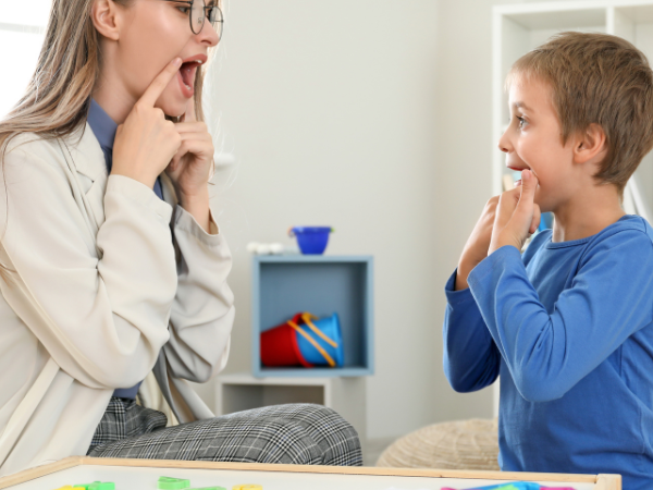 O Papel da Tecnologia na Fonoaudiologia Moderna